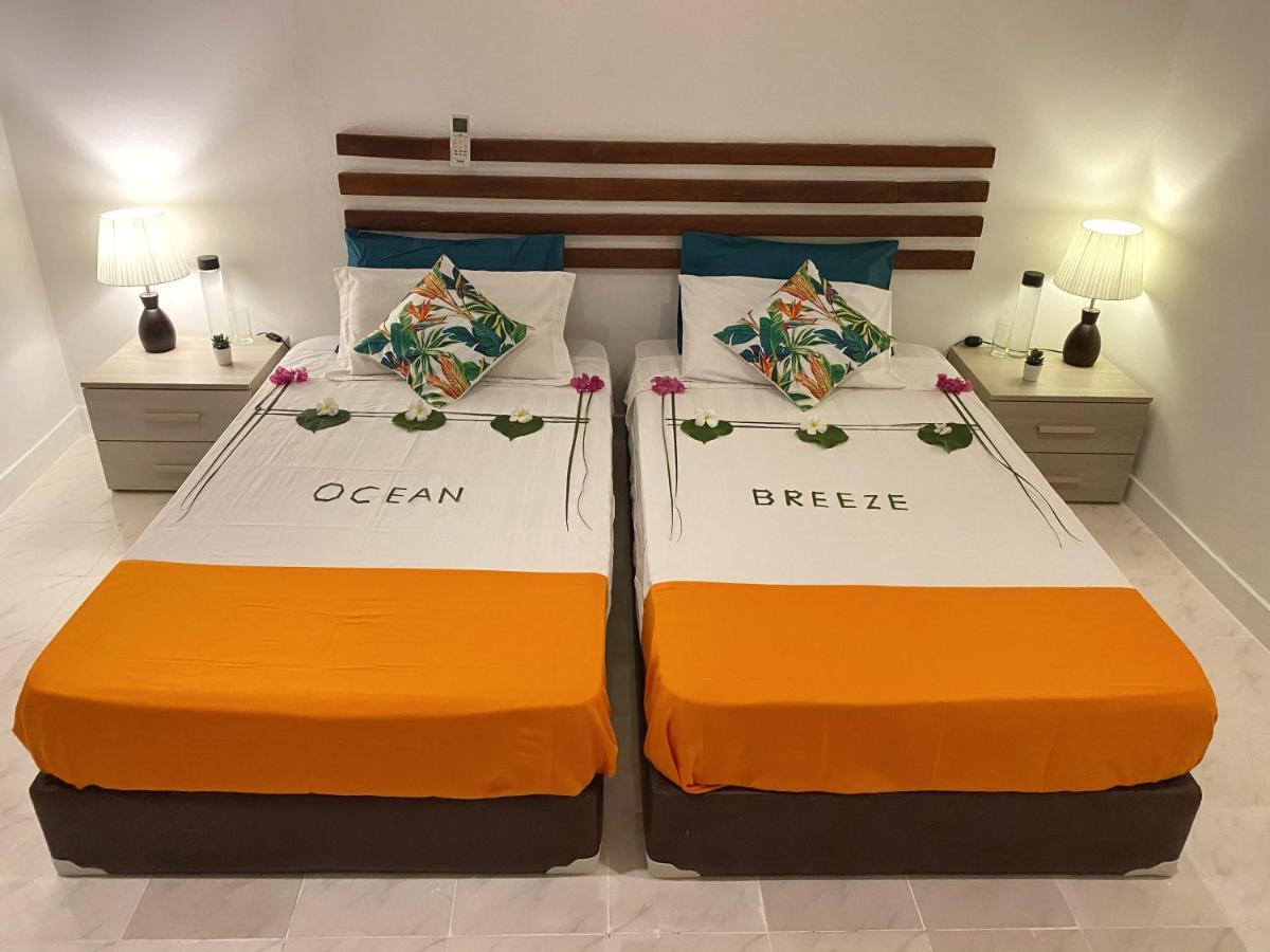 Ocean Breeze Maldives Hotel Thulusdhoo Eksteriør billede