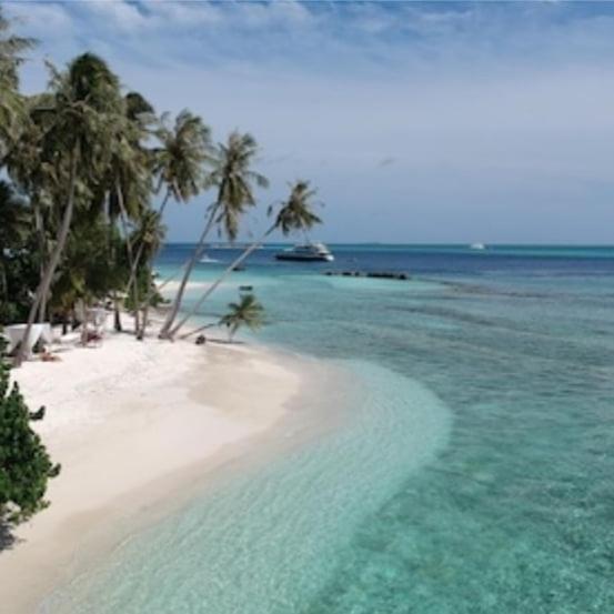 Ocean Breeze Maldives Hotel Thulusdhoo Eksteriør billede