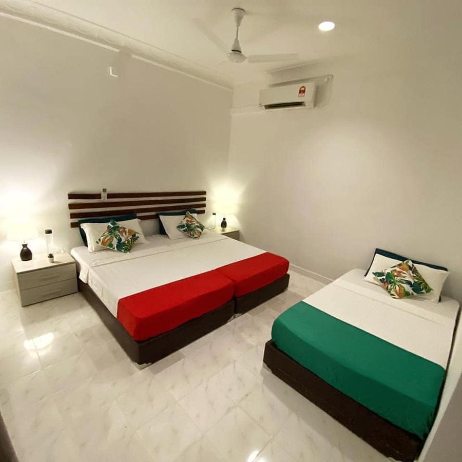 Ocean Breeze Maldives Hotel Thulusdhoo Eksteriør billede