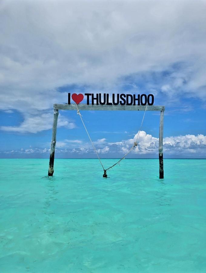 Ocean Breeze Maldives Hotel Thulusdhoo Eksteriør billede