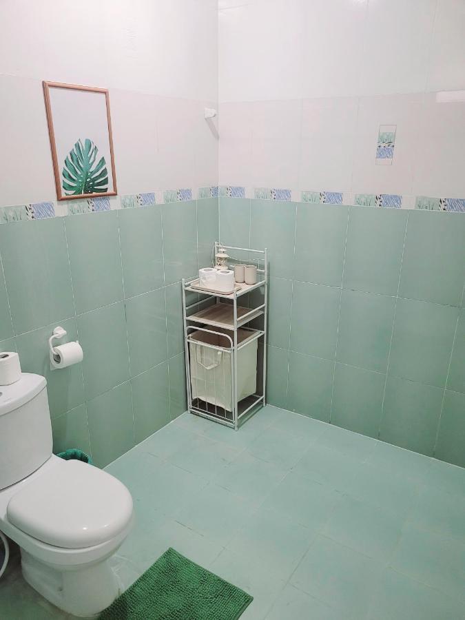 Ocean Breeze Maldives Hotel Thulusdhoo Eksteriør billede